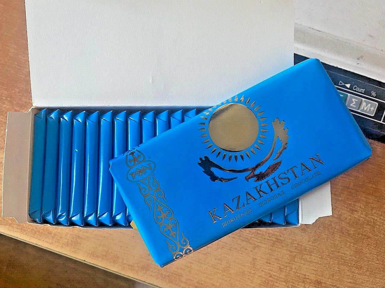 Chocolate Kazakh Milky : 20 Pieces, 2000g, KZ Flag FREE Shipping