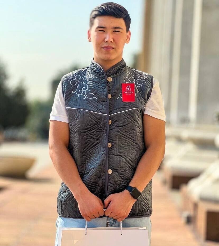 Shapan Kamzol Kazakh Mongol Vest Ethnic Luxury Clothing  XXL Grey